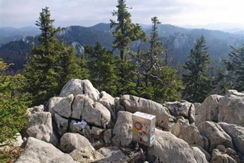 Vrh Samarskih stijena – Vrh Bijelih stijena (Vihoraškim putem)